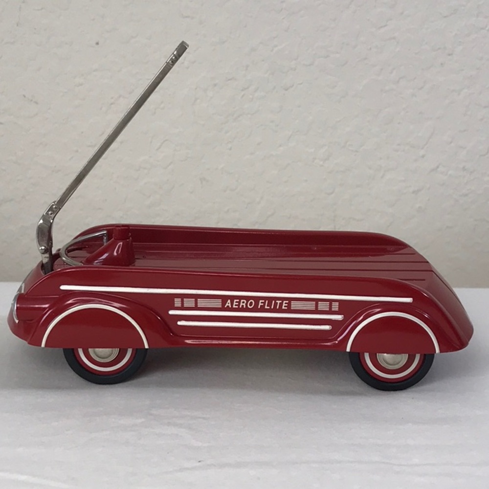 1940 Aero Flite Wagon 1995 Hallmark Kiddie Car Classics Limited Edition